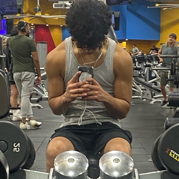 Meet your Posher, Stephen - Picture 1 of 1